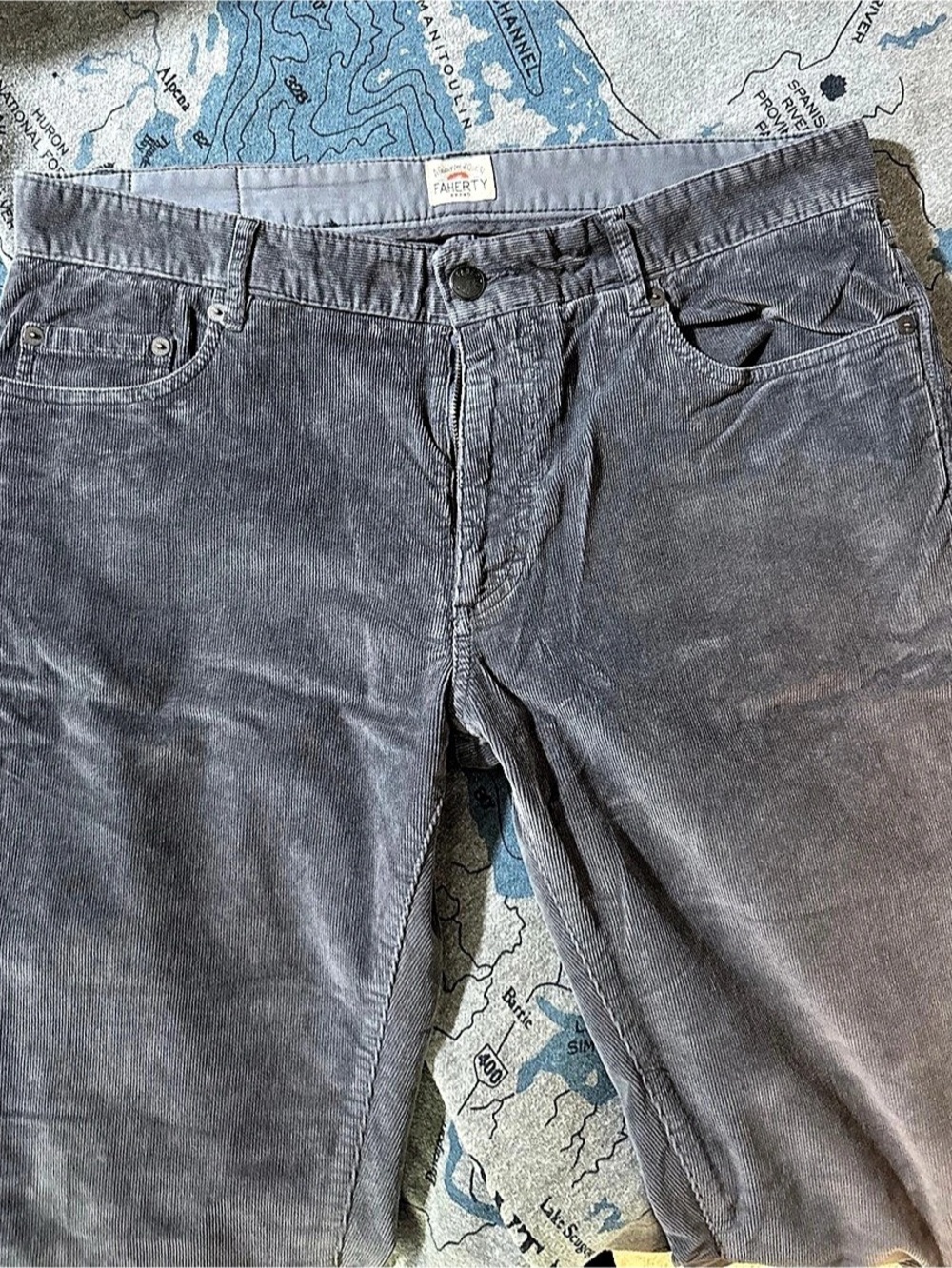 Faherty Stretch Corduroy 5-Pocket Pant Men's Corduroy Pants 
Waist 35x 32- Gray